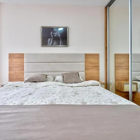 Monix Club Apartment *